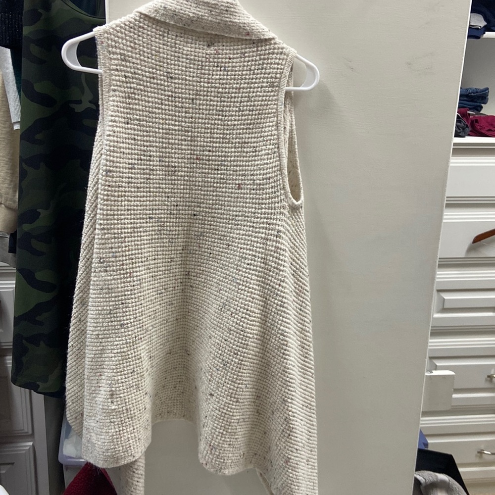 Old Navy Cream Long Waterfall Sleeveless Cardigan Vest